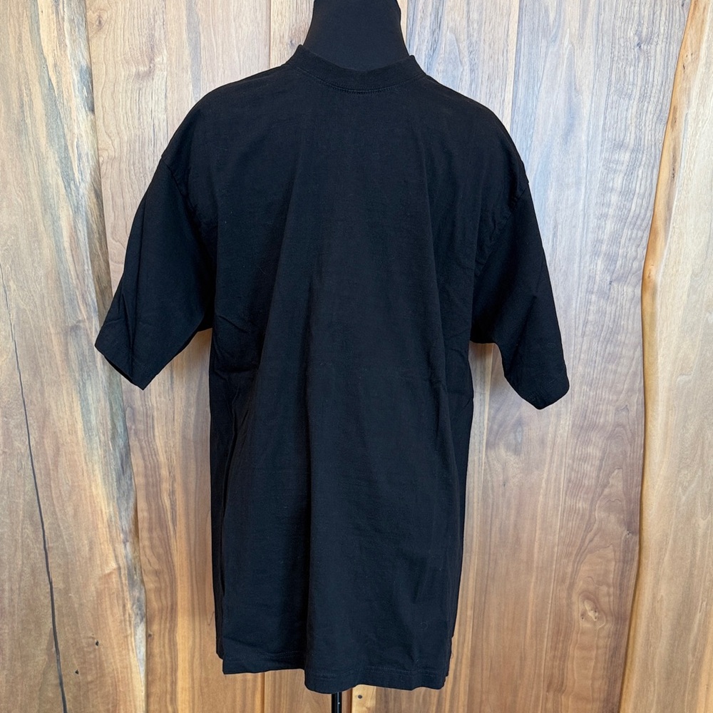 Sleek Black Short Sleeve Men's Tee